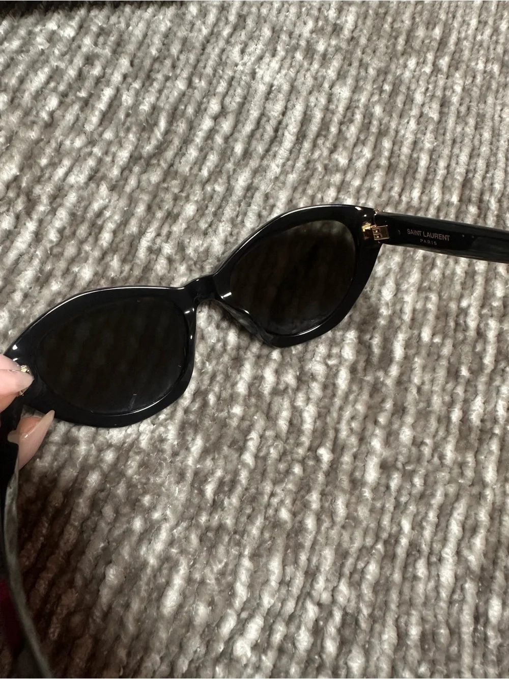 Yves Saint Laurent Black Cat-Eye 🕶️